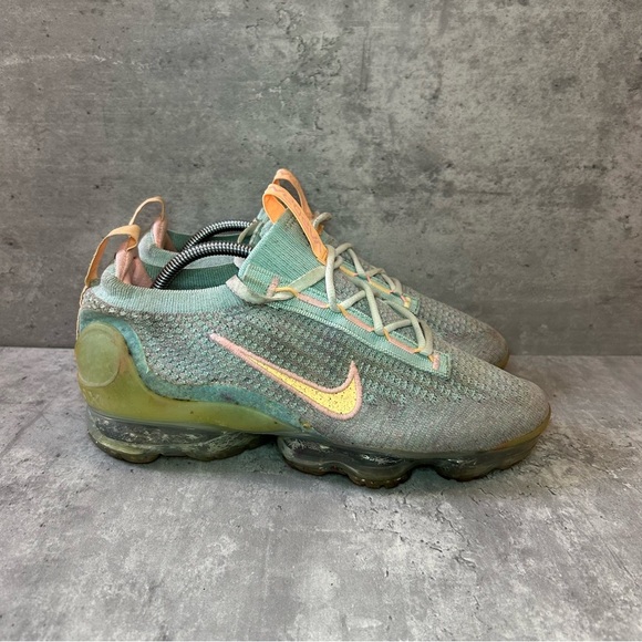 Nike Air Vapormax Flyknit Running Shoes DH4088-300 Womens sz 8 - blue - Picture 1 of 6